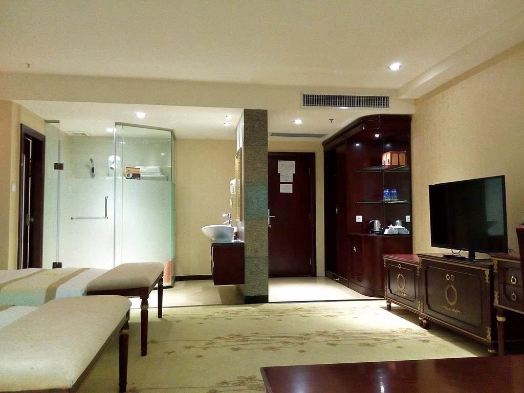 Guangzhou Li Gang Hotel Гуанджоу Стая снимка