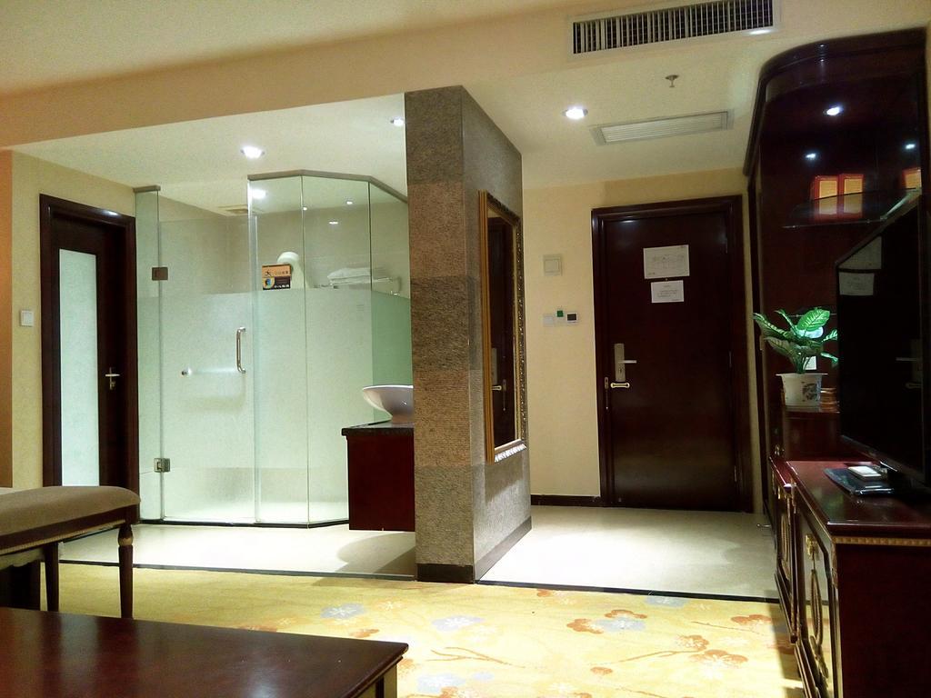 Guangzhou Li Gang Hotel Гуанджоу Стая снимка