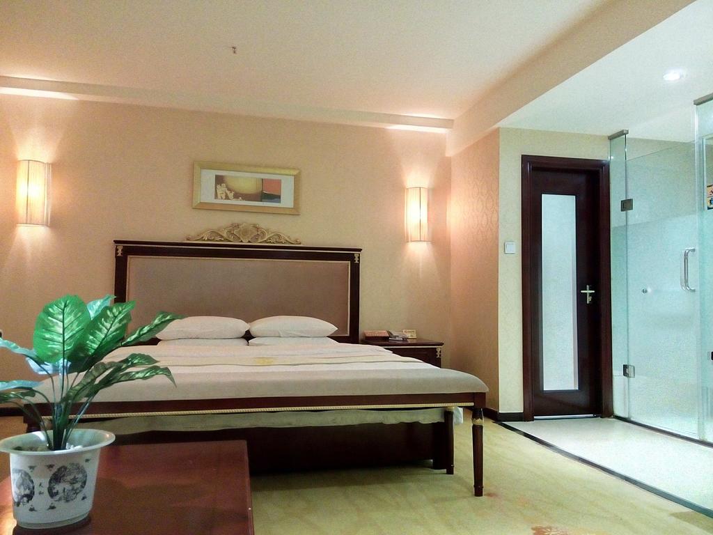 Guangzhou Li Gang Hotel Гуанджоу Стая снимка