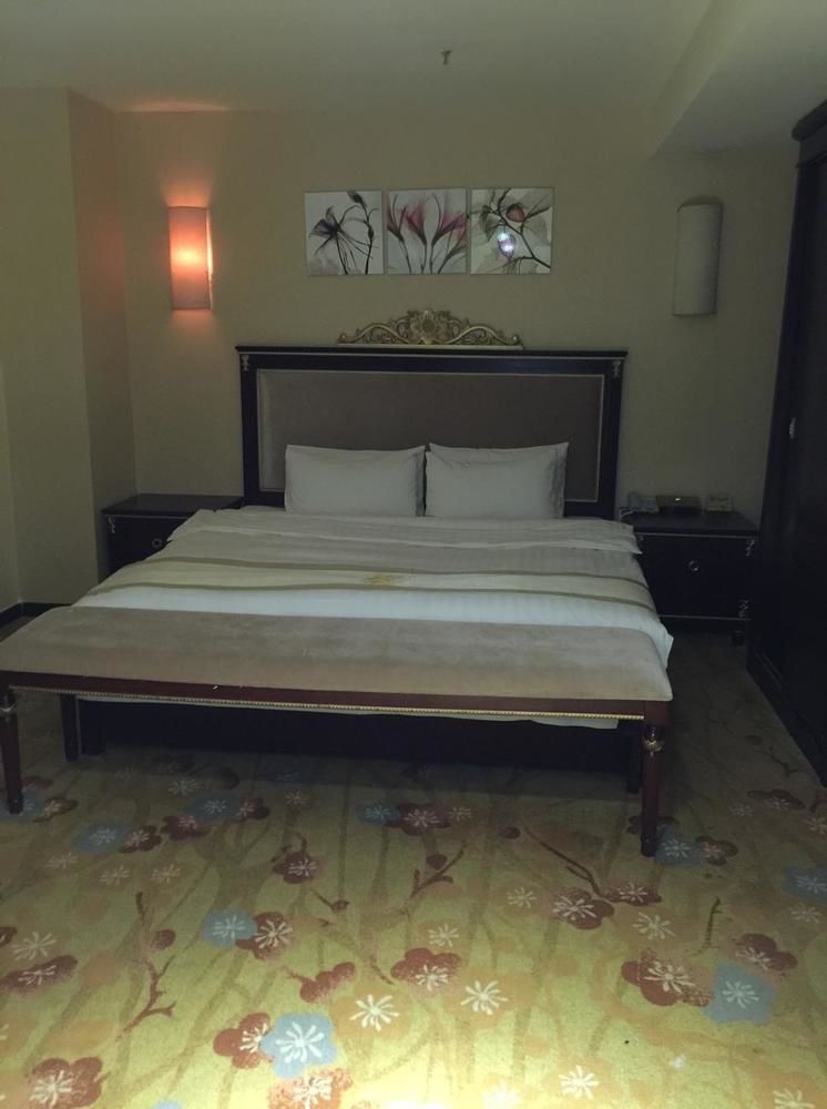 Guangzhou Li Gang Hotel Гуанджоу Екстериор снимка